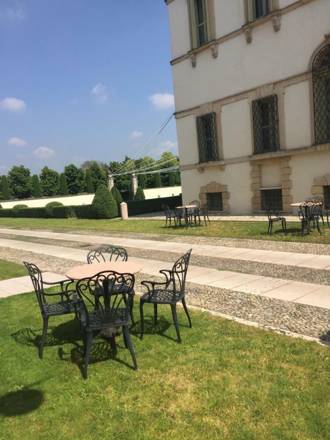 Villa Vecelli Cavriani Mozzecane Екстериор снимка