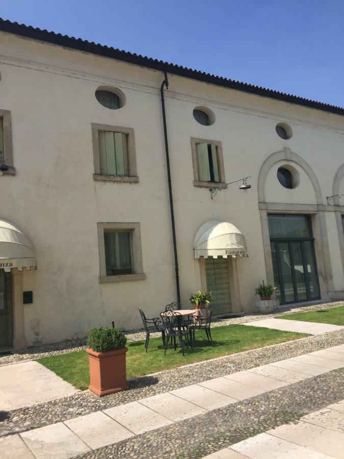 Villa Vecelli Cavriani Mozzecane Екстериор снимка