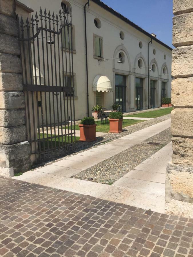 Villa Vecelli Cavriani Mozzecane Екстериор снимка