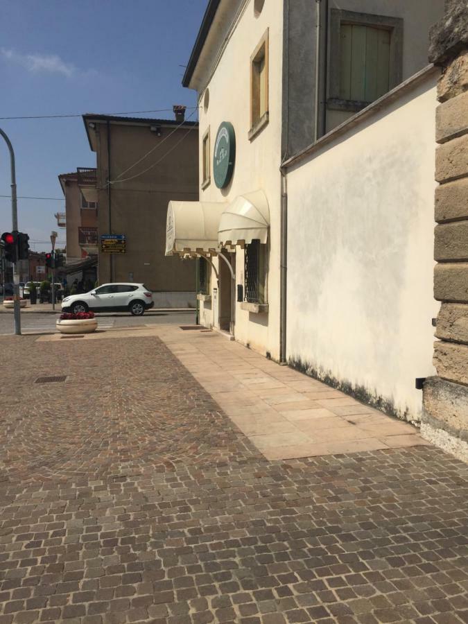 Villa Vecelli Cavriani Mozzecane Екстериор снимка